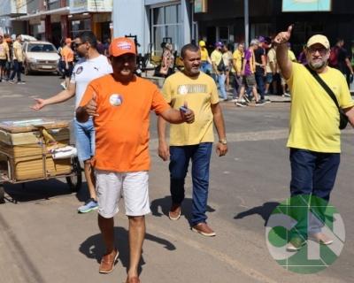 Roberto Costa visita os comerciantes de Bacabal 