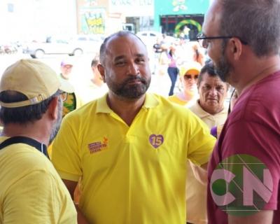 Roberto Costa visita os comerciantes de Bacabal 