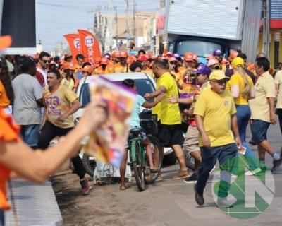 Roberto Costa visita os comerciantes de Bacabal 