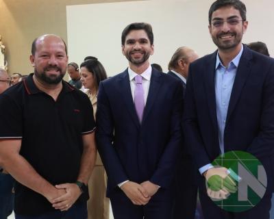 Posse do prefeito Roberto Costa e do Vice Dr. Emílio Carvalho em Bacabal-Ma 